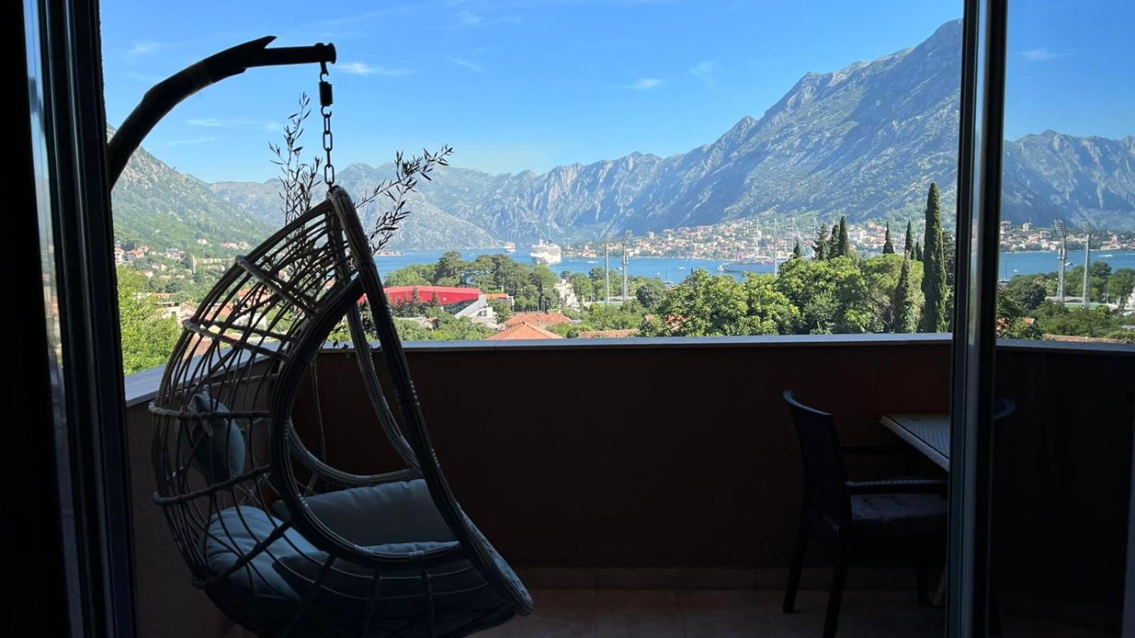 Sea View Apartment In Kotor ! Apartment Popica Exterior photo